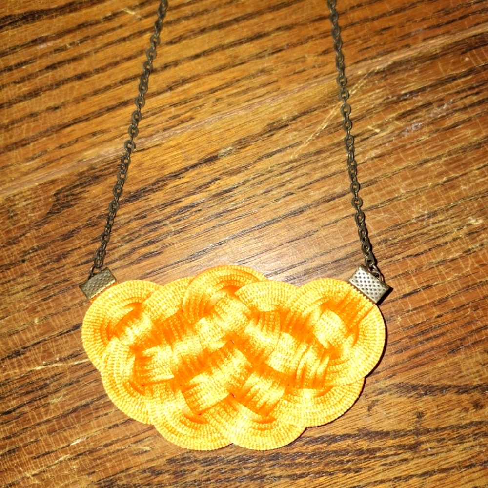 Statement necklace